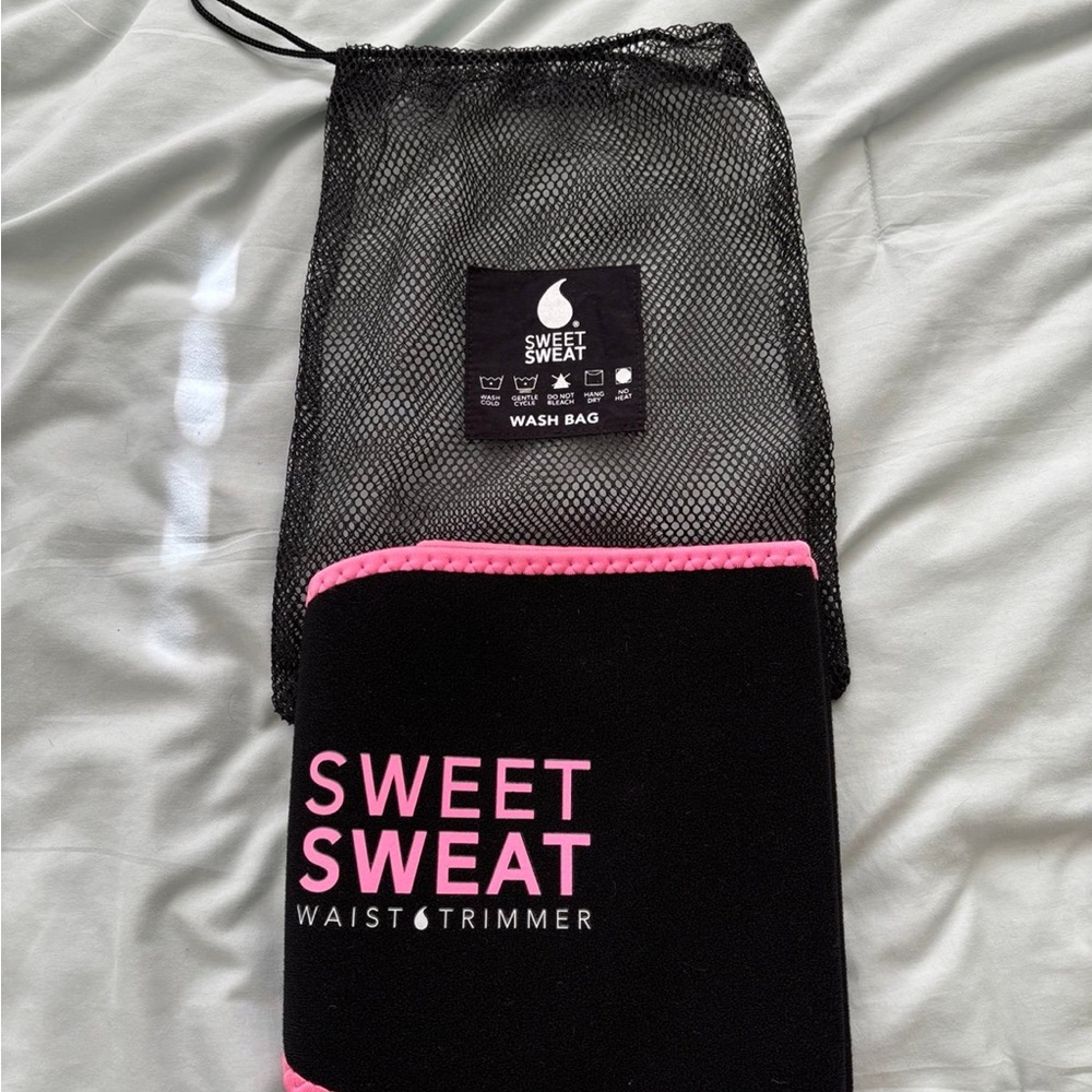 Sweet sweat waist trimmer